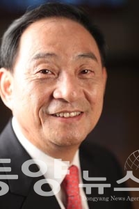 전남인재평생교육진흥원 초대원장으로 임용된 목포대학교 고석규 전 총장.
